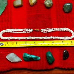 Freshwater Pearl Necklace w/clasp, 8 in when clasped